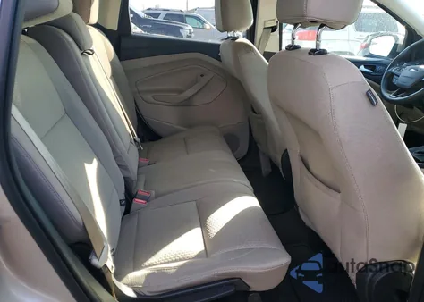 2017 Ford Escape Se z USA, uszkodzony, nr VIN 1FMCU9GD1HUB49872